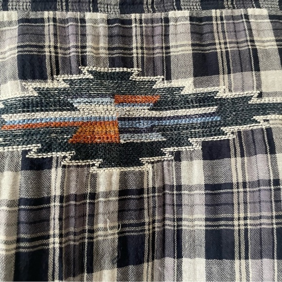 Miss Me Vintage Plaid Southwestern Embroidered Button Down Top Western Rodeo - Picture 5 of 6